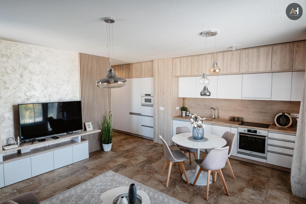 Apartament Ah Nova Terasa II Free Parking Koszyce Zewnętrze zdjęcie