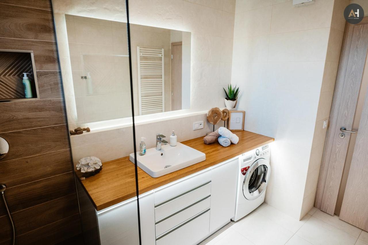 Apartament Ah Nova Terasa II Free Parking Koszyce Zewnętrze zdjęcie