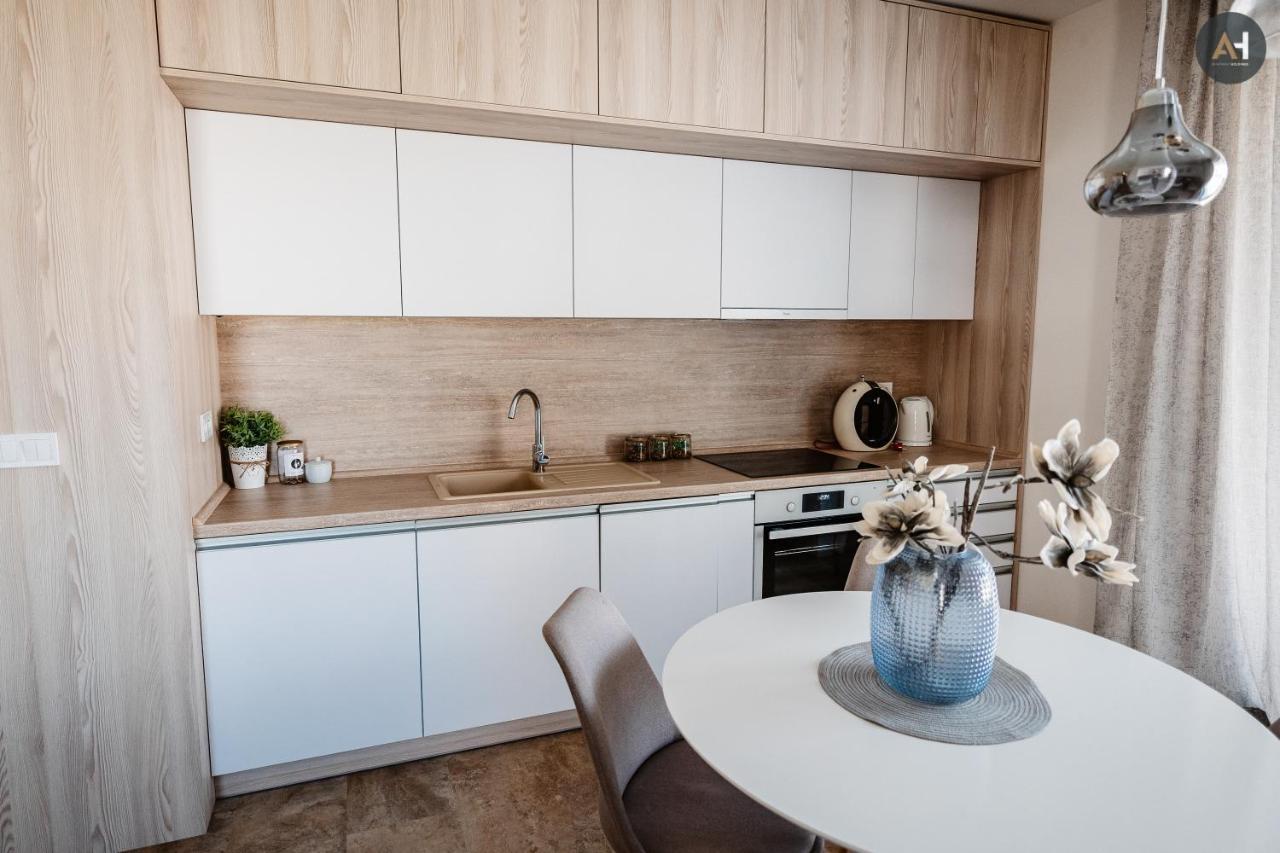Apartament Ah Nova Terasa II Free Parking Koszyce Zewnętrze zdjęcie